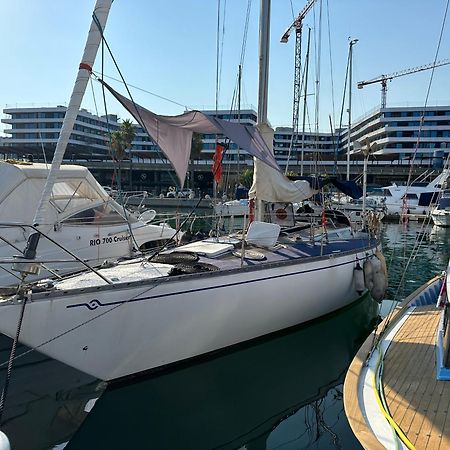 Unique Wooden Sail Yacht + 2 Bikes Included! Hotell Sant Adrià de Besòs Exteriör bild