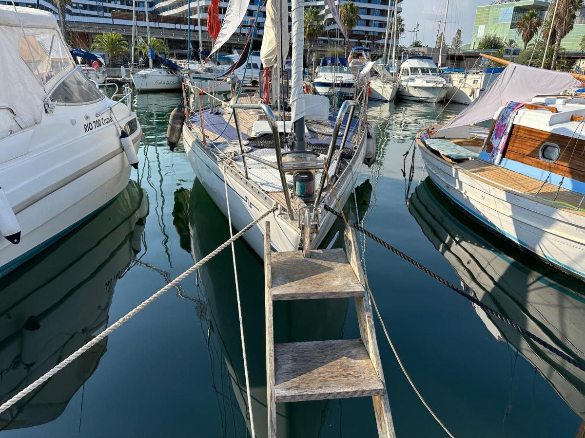 Unique Wooden Sail Yacht + 2 Bikes Included! Hotell Sant Adrià de Besòs Exteriör bild