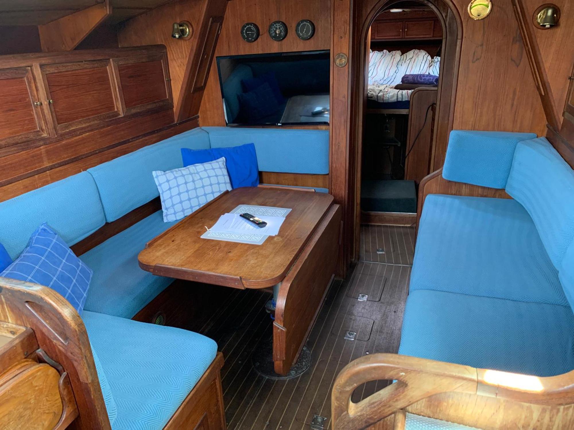 Unique Wooden Sail Yacht + 2 Bikes Included! Hotell Sant Adrià de Besòs Exteriör bild